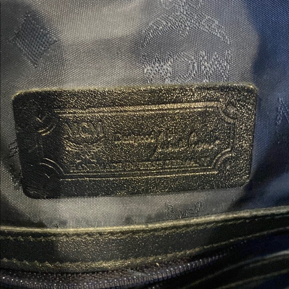 Vintage MCM White and Navy Crossbody Bucket Bag - Picture 8 of 15